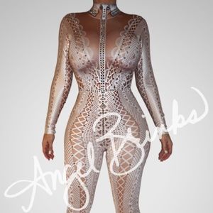 Angel Brinks VENDETTA

Jumpsuits
